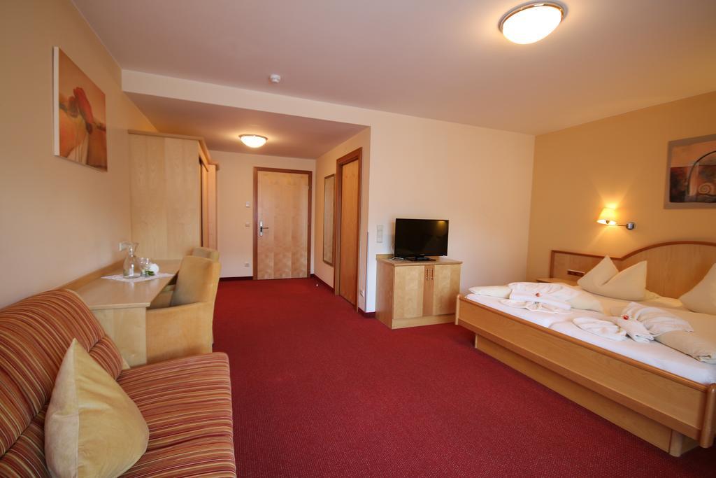 Hotel Gasthof Neuner Имст Экстерьер фото